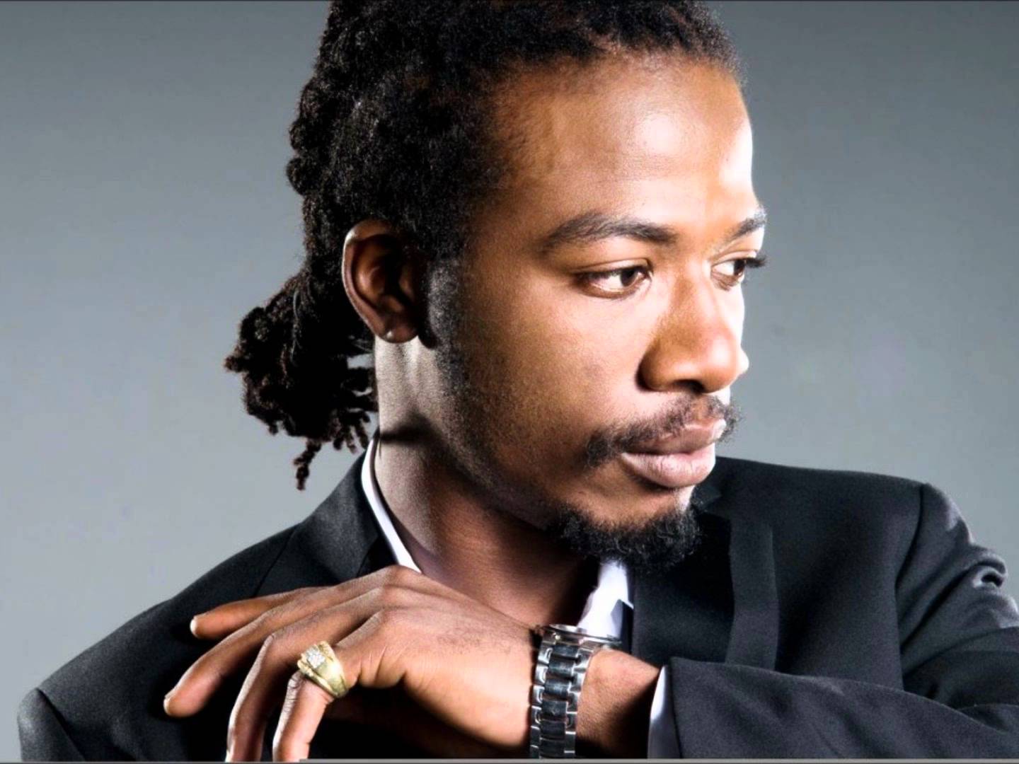 Gyptian- Wine slow (Lyrics)…